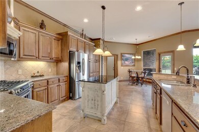 19436 Crest Ridge Dr, Edmond, OK 73012 - photo 5