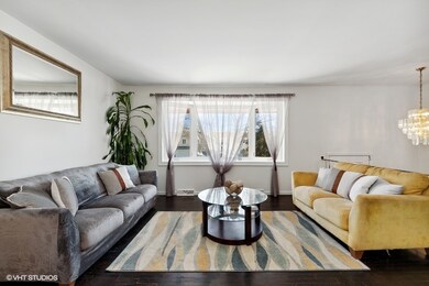 17102 Magnolia Dr, Hazel Crest, IL 60429 - photo 3