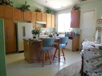 Kitchen with Center Island