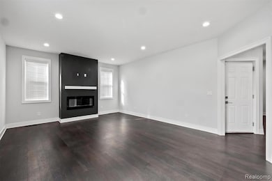 4001 Elmhurst Rd, Waterford, MI 48328 - photo 6