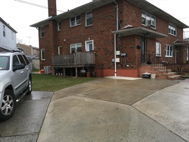 2997 Amboy Rd, Staten Island, NY 10306 - photo 3