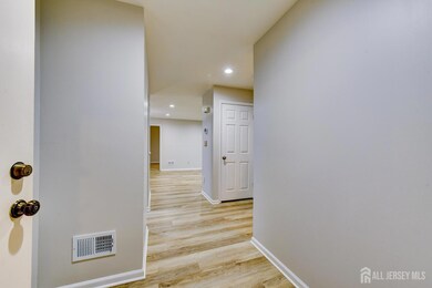 908 Meadow Ct, Helmetta, NJ 08828 - photo 5