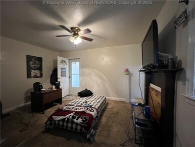 610 A&B Monroe St, Charleston, WV 25302 - photo 7