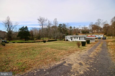 921 Poplar Rd, Stafford, VA 22556 - photo 2