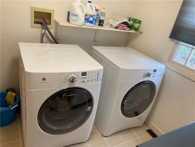 133 Cushing Rd, Warwick, RI 02888 - photo 7