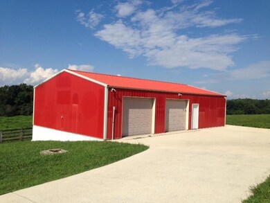 Detached garage that is heated and cooled