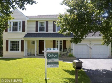 17410 Kirstin Ct, Olney, MD 20832 - photo 2