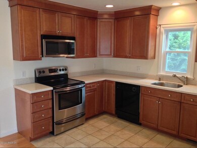 28 Rippowam Rd unit A, Cos Cob, CT 06807 - photo 5