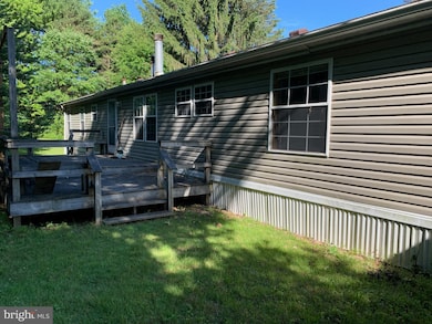 129 Hillside Ln, New Ringgold, PA 17960 - photo 5