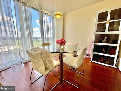 River Park House unit 1202, Philadelphia, PA 19131 - photo 7