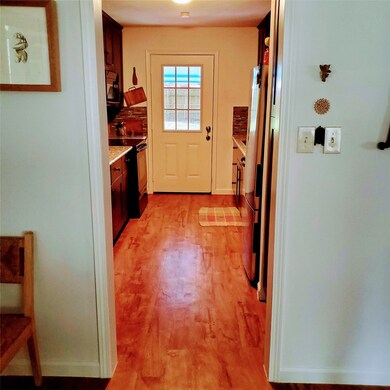 205 Mclemore Dr, Alvin, TX 77511 - photo 3