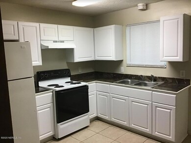 5227 Westchase Ct unit 1, Jacksonville, FL 32210 - photo 5