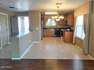 Kitchen dining B