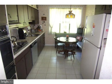 800 Endicott Ave, Cinnaminson, NJ 08077 - photo 7