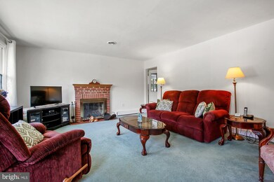 10037 Locust St, Glenn Dale, MD 20769 - photo 7