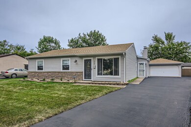 3700 Tamarind Ln, Hazel Crest, IL 60429 - photo 2