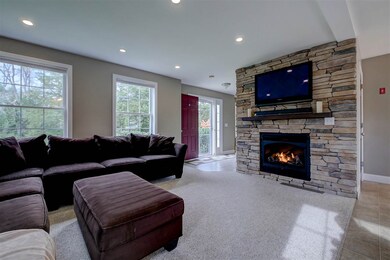 78 Elanor Way, Weare, NH 03281 - photo 5