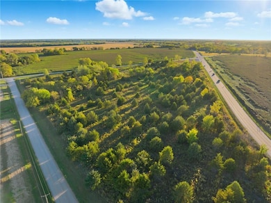 1091 SE 13 Hwy, Leeton, MO 64761 - photo 2