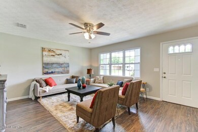 2703 Elisa Dr E, Jacksonville, FL 32216 - photo 5