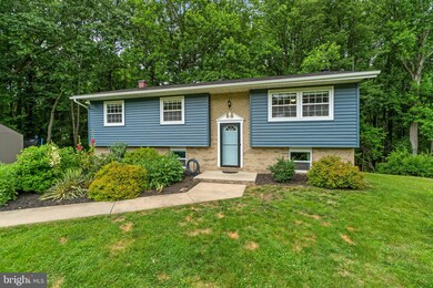 5801 Dale Dr, Sykesville, MD 21784 - photo 2