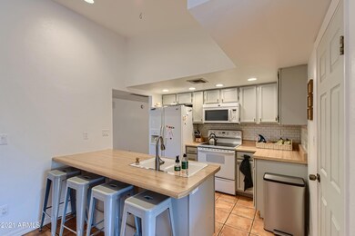 08 Kitchen