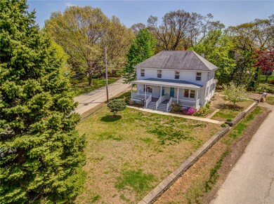 916 Bullocks Point Ave, Riverside, RI 02915 - photo 3