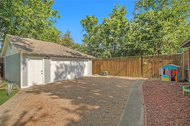 6326 Vanderbilt Ave, Dallas, TX 75214 - photo 2