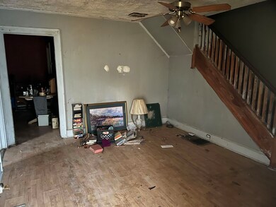 24 2nd St SE, Pulaski, VA 24301 - photo 5