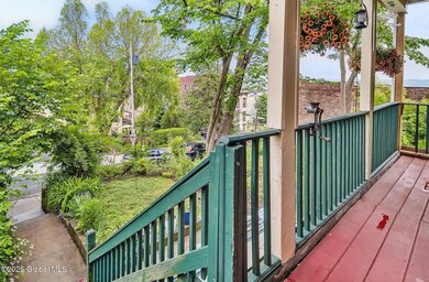 4-web-or-mls-004-15-wilbur-st-albany-ny-