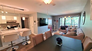 Chestnut Hill at Essex Park unit 4C, Staten Island, NY 10314 - photo 4