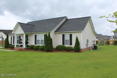 403 Selby Ct, Winterville, NC 28590 - photo 3