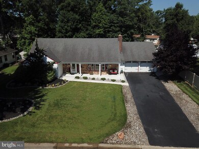 135 Twin Hill Dr, Willingboro, NJ 08046 - photo 2