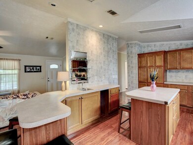 302 Valencia St, Sebastian, FL 32958 - photo 2