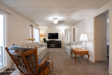 2nd living room