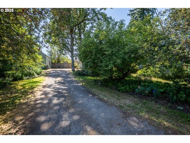 33680 Seavey Loop Rd, Eugene, OR 97405 - photo 2