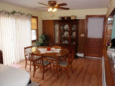 Dining Area.