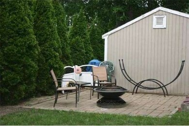 24 Gunther Ct, Dracut, MA 01826 - photo 3