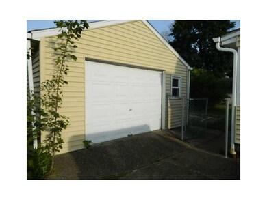 Parking Lot/Garage.