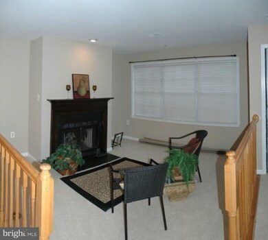 11212 Stagestone Way unit 10-11, Manassas, VA 20109 - photo 3