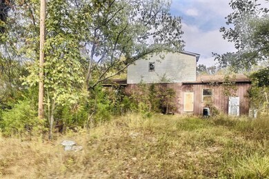 1000+ square foot storage building formerly used as a spacious workshop 