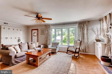 1211 Saint Andrews Way, Baltimore, MD 21239 - photo 5