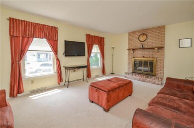 1125 W Washington St, Allentown, PA 18102 - photo 2