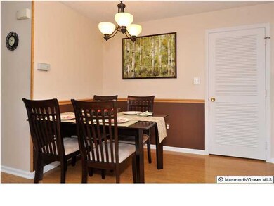 305 Prestwick Way, Edison, NJ 08820 - photo 4