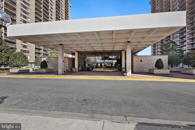 Skyline Plaza unit 609N, Baileys Crossroads, VA 22041 - photo 2