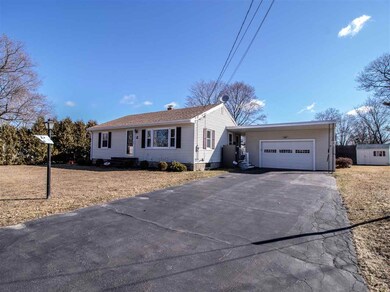 9 Roy St, Rochester, NH 03867 - photo 2