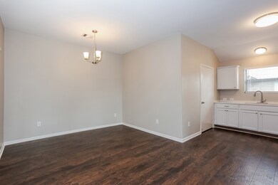 5304 Carmichael Cir, Alvin, TX 77511 - photo 6