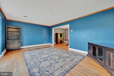 306 E Broad St, Reading, PA 19607 - photo 5