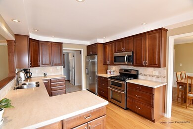 5N092 Oak Ct unit 1, Saint Charles, IL 60175 - photo 7