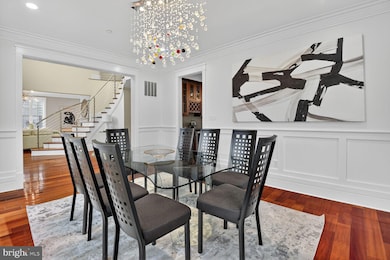 9715 Singleton Dr, Bethesda, MD 20817 - photo 7