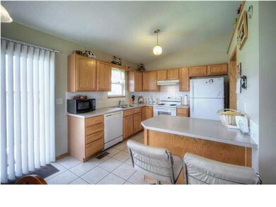 Kitchen Eating Bar